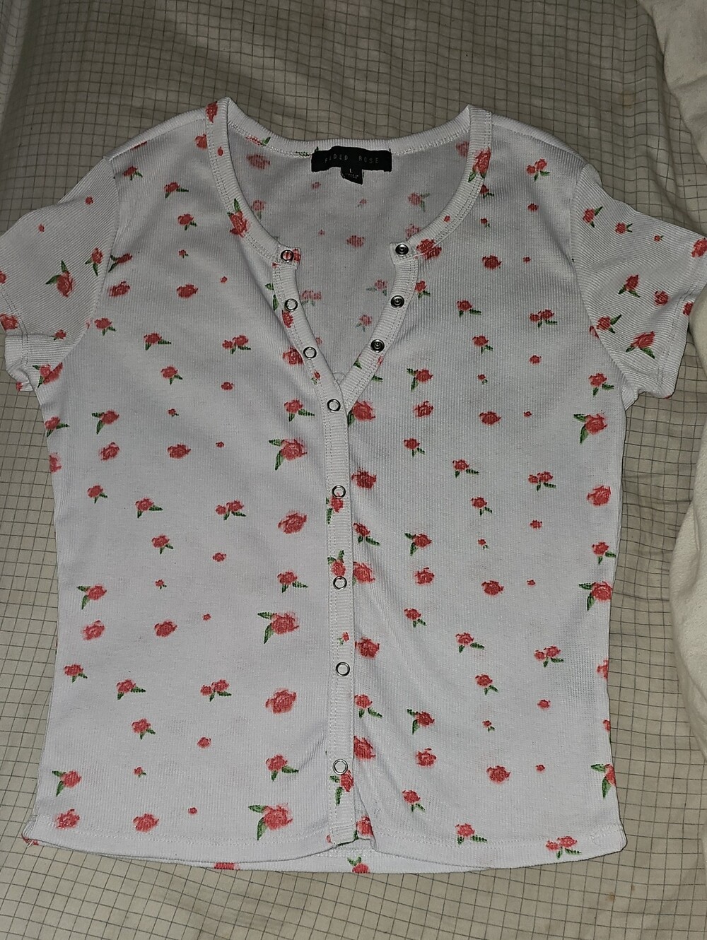 Button-Front Floral Crop Top - White with Pink Roses